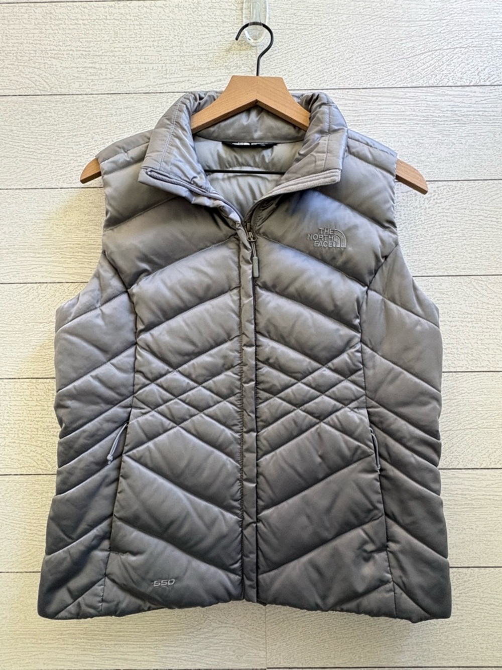 The North Face 550 Goose Down Puffer Vest Silver Gray Women’s Medium - Picture 1 of 9